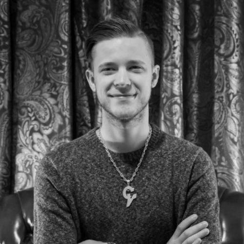 James Warnken Professional headshot of Aaron Linson